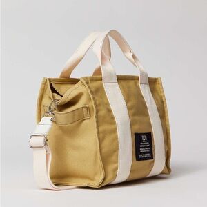 BDG Serena Medium plus Tote Bag